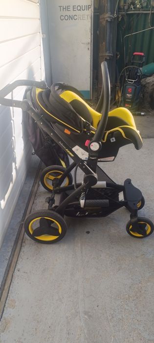 Продам детскую коляску Belekoo