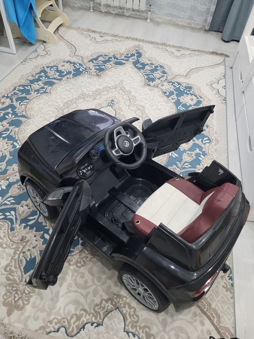 Продам детскую машинку
