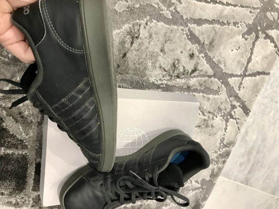 Adidasi Adidas marimea 38.