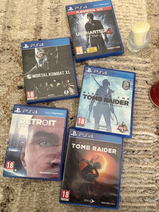 PS 4 PRO 1 TB Alb