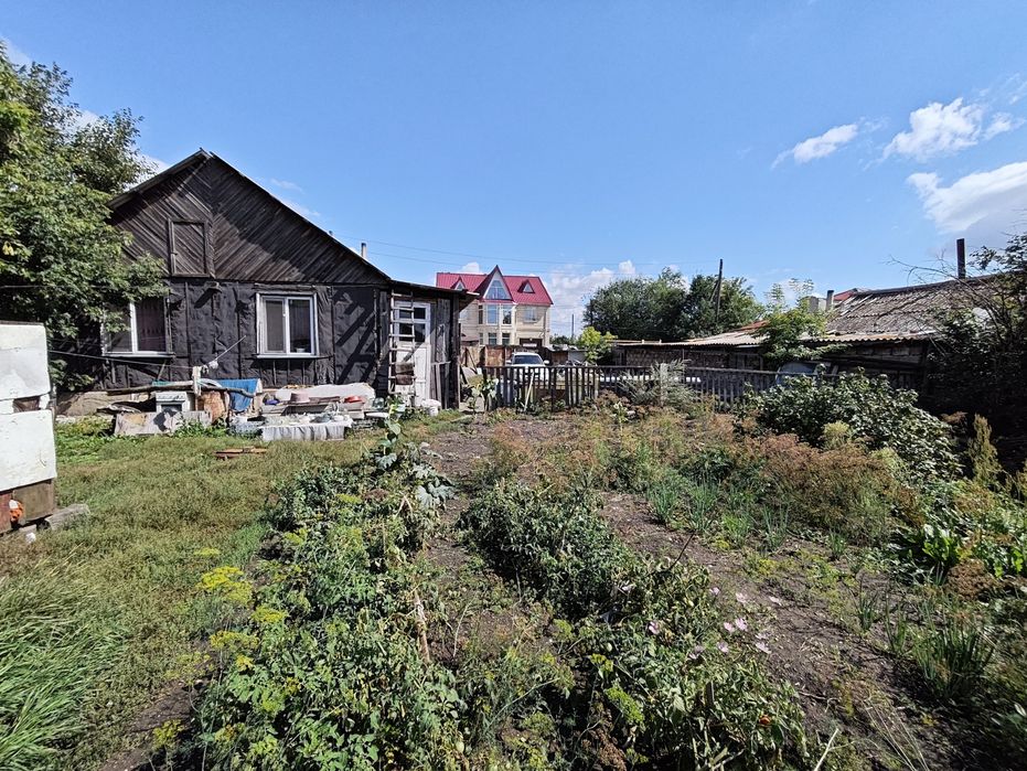 Продам дом с большим участком