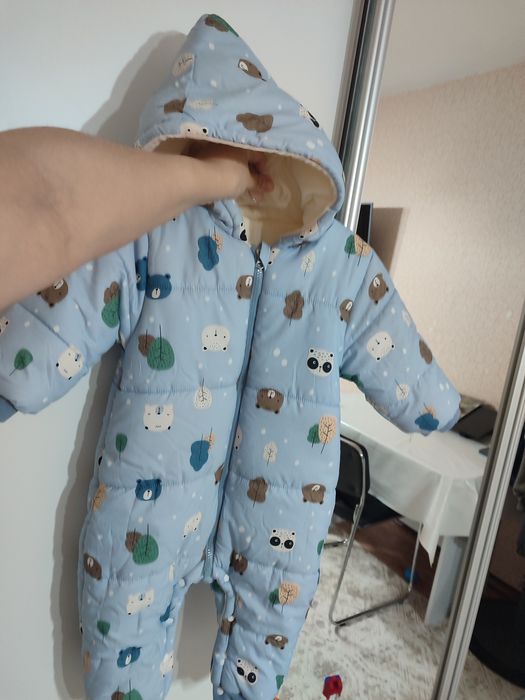 Продам детский комбинезон