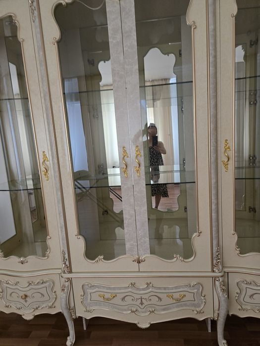 Продаётся комод и сервант