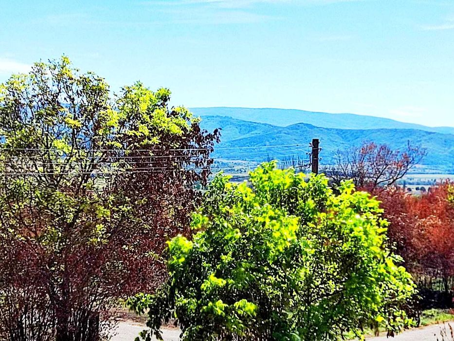 X Property предлага за продажба къща в с. Рани луг