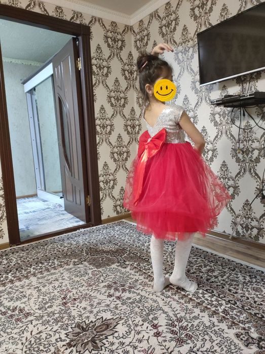 Qizlaga oq kòylela sotiladi 5-6-7- yoshga