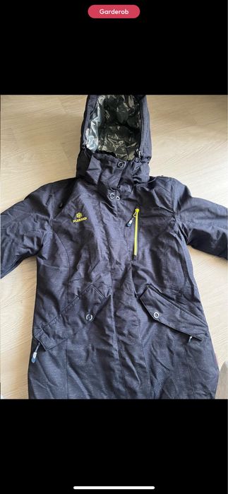 Продам комбинезон зимний