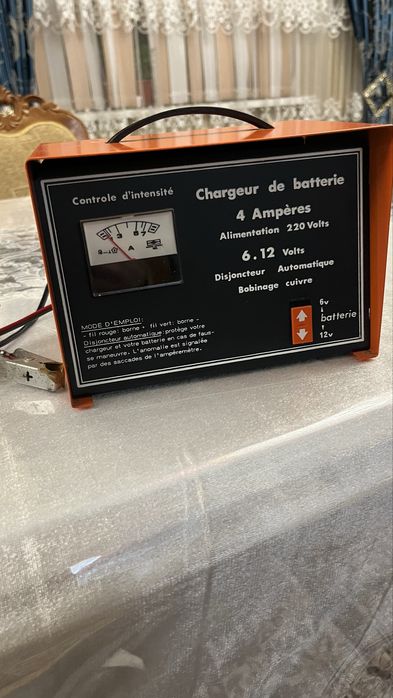 Зарядная устройство  для аккумулятора