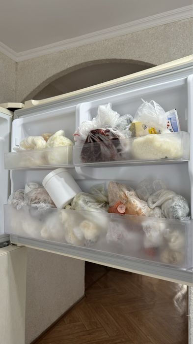 Продам холодильник