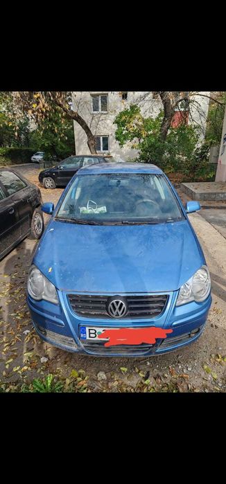 Vand Volkswagen Polo 2007 doar pentru piese. Masina este radiata.