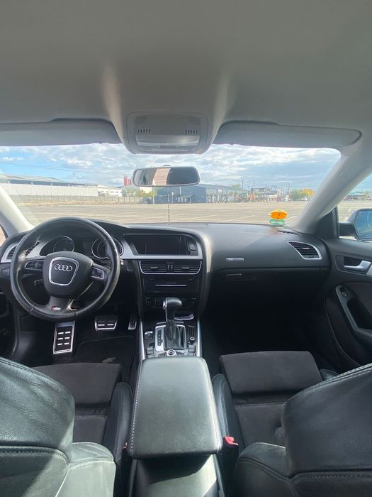 Vând vând vand.vand