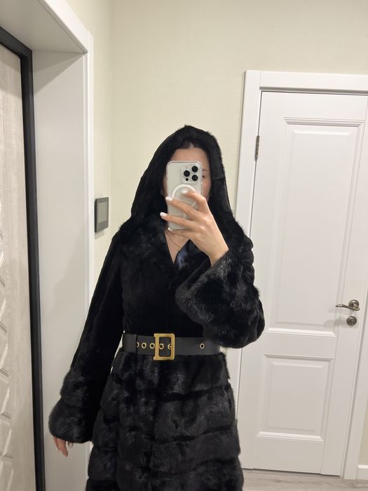 Норковая шуба. Женская
