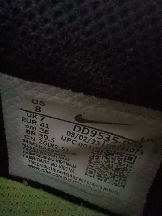 Маратонки   Nike