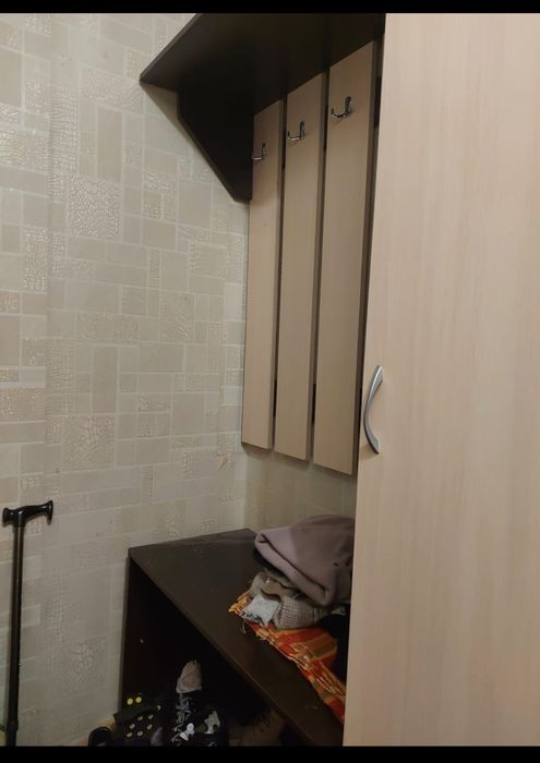 Прихожая  сатылады.