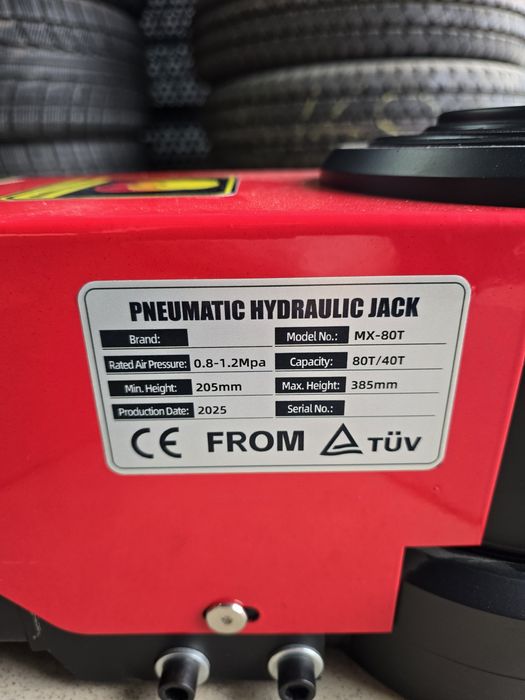 Cric hidraulic camioane  80 tone nou, cu acționare pneumatic