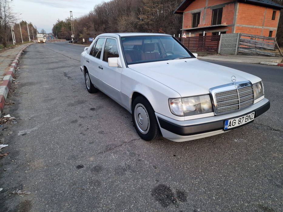 Mercedes E classe   E 230      9999 Euro