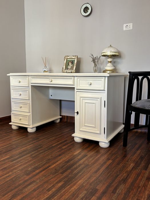 Vand comoda si birou lemn masiv