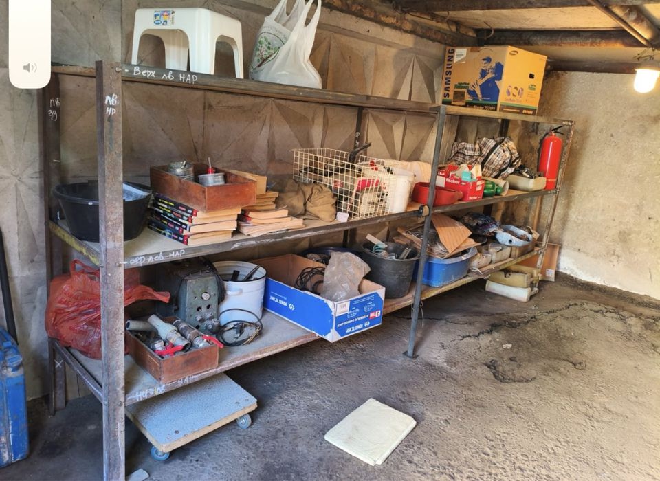 Продам стеллаж под инструменты