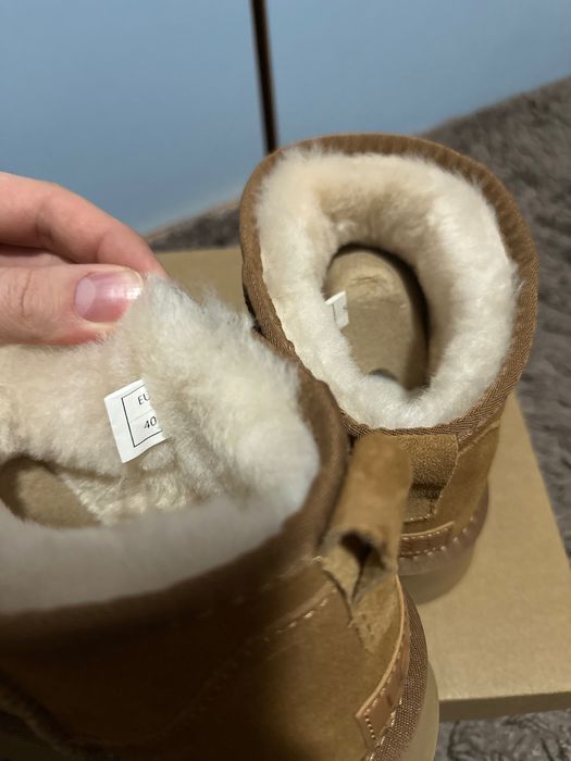 UGG mini classic