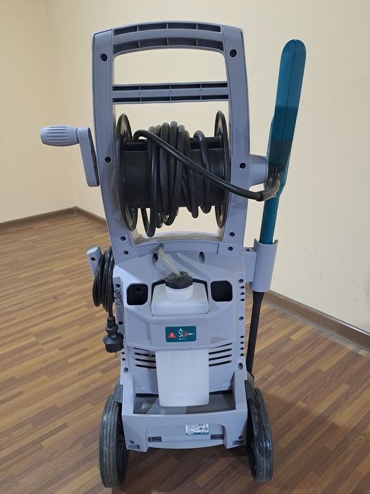 Продаю карчер Тотал в новым состоянии своя