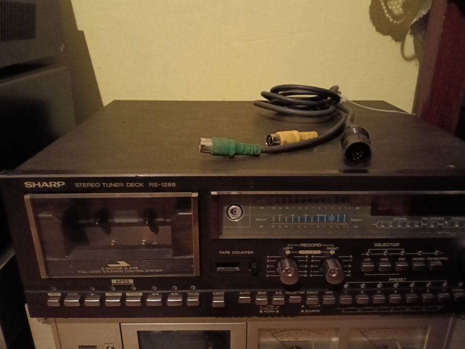 Casetofon deck tuner Sharp RS1288
