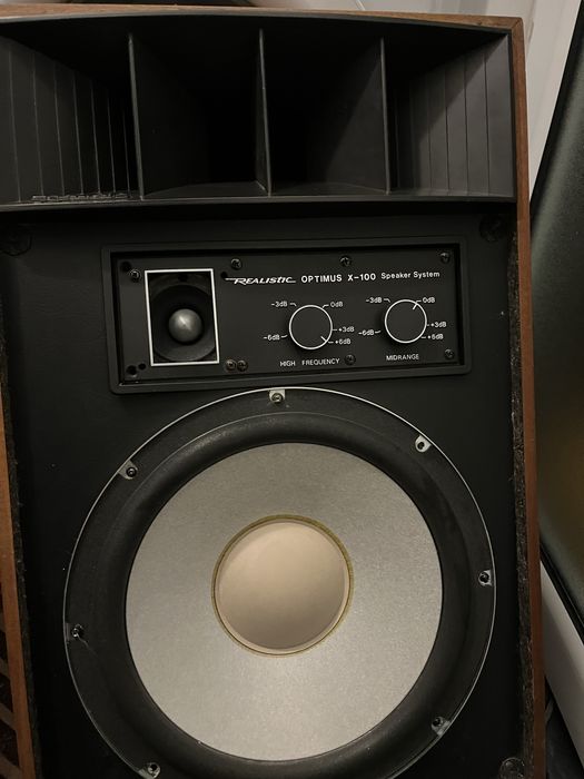 Boxe hi-fi  de camera