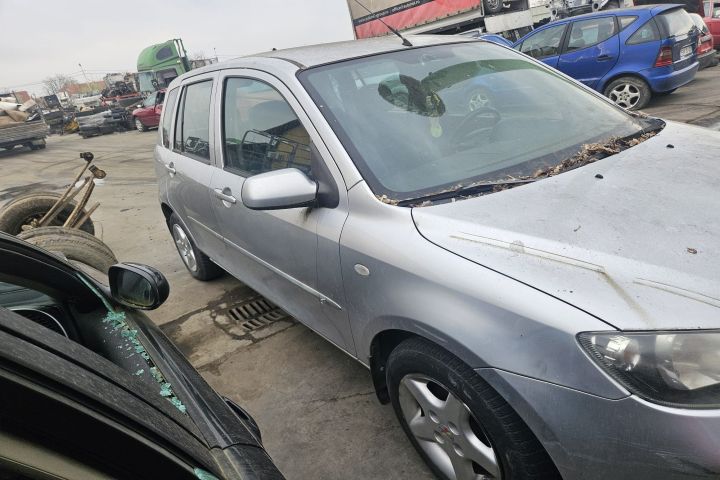 Lampa / Tripla stop dreapta pe aripa Mazda 6 2002 1.8 MT (120 hp)