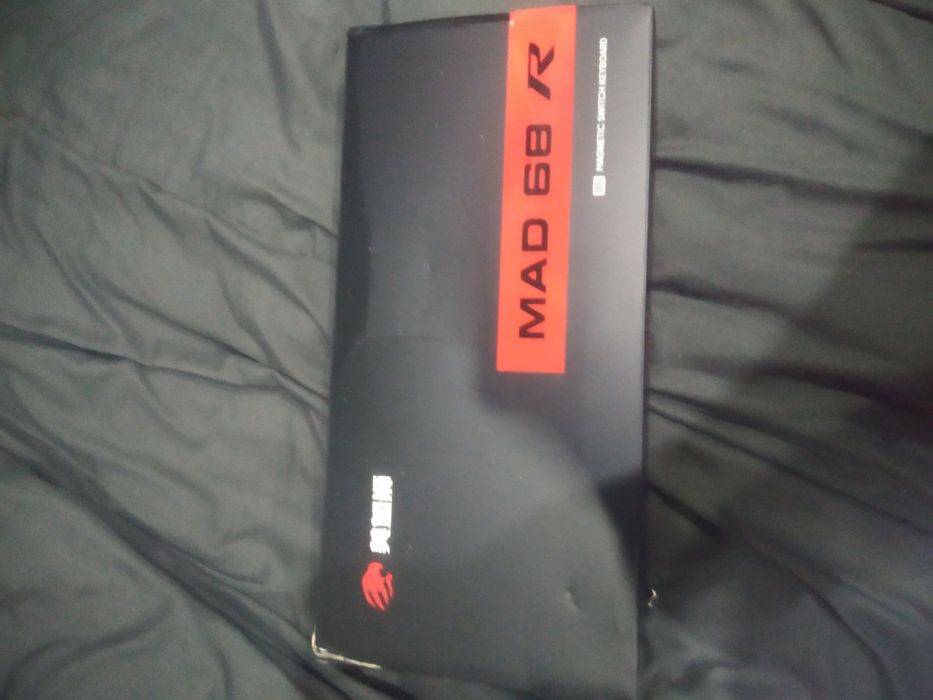 Продавам клавиатура mad 68 r