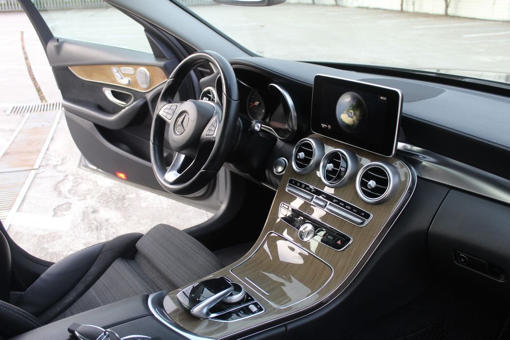 Mercedes C220 W205 Exclusive / 170 CP / Inmatriculata RO / Euro 6