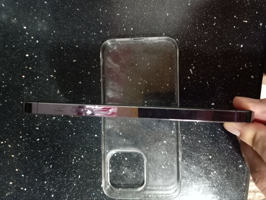 iPhone 14 pro max ideal holatda karobka dakument bor