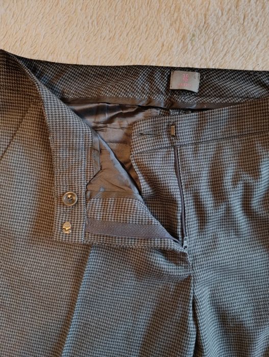 Pantaloni eleganți pentru damă, mărimea 40