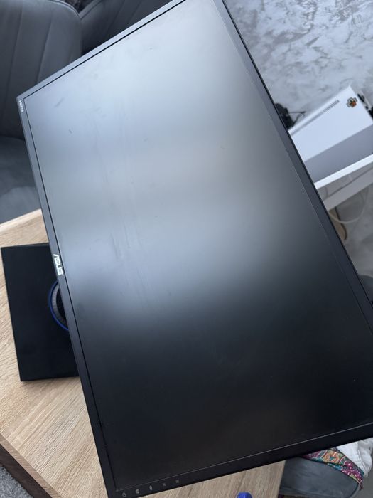 Monitor Gaming ASUS VG245H 24” Full HD 75Hz 1ms FreeSync