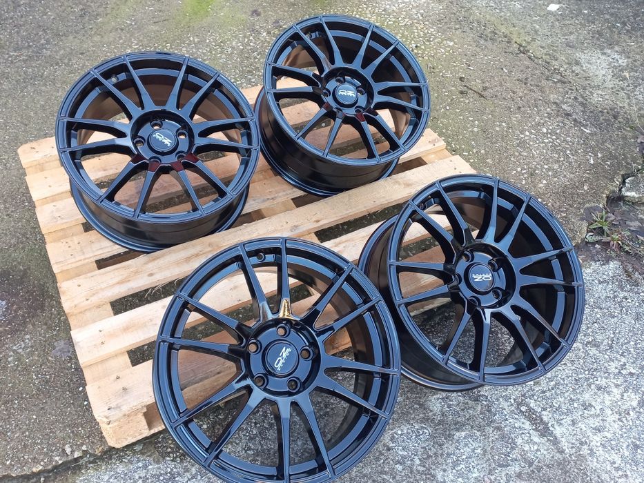 17"O.Z Piano Black 5х112 Vw Audi Seat Škoda Mercedes BmwG 7.5j et35 Ч.