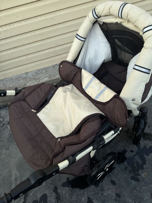 Продам детскую коляску зима лето