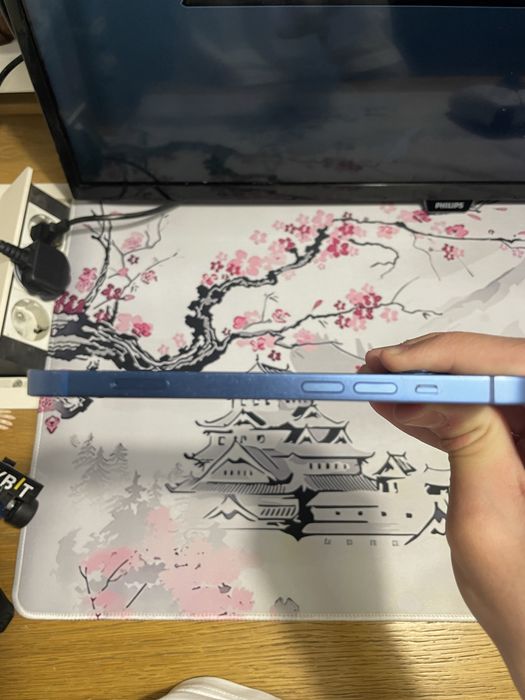 Айфон 13 на 128 гб