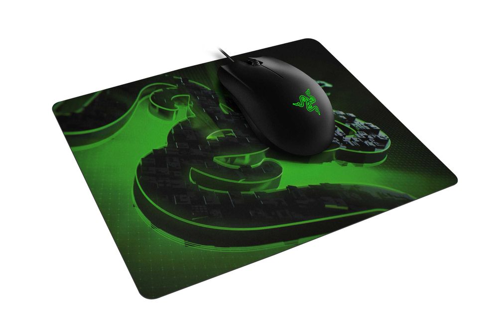 } Мышь и коврик RAZER Abyssus и Goliathus Terra Speed