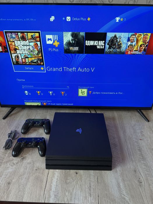 PlayStation 4 Pro 1TB Onlie 1 yillik obuna Deluxe