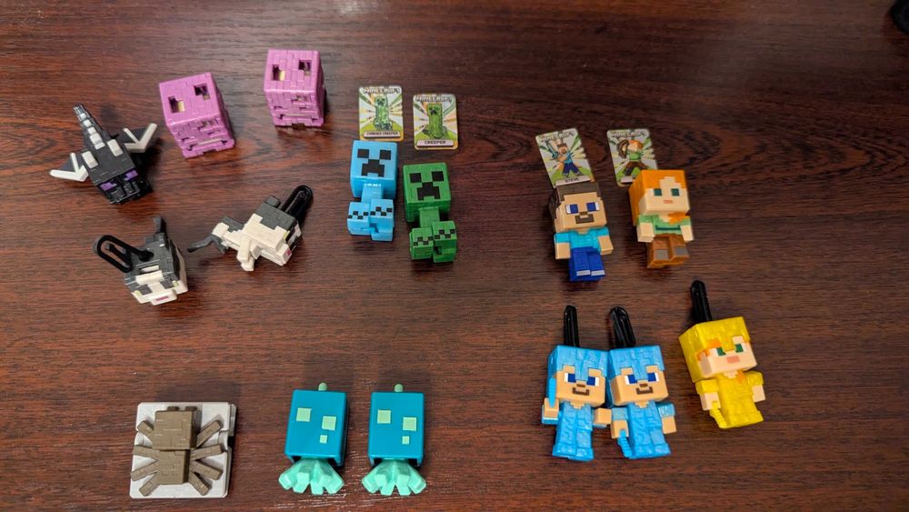 Kinder Joy Minecraft продам
