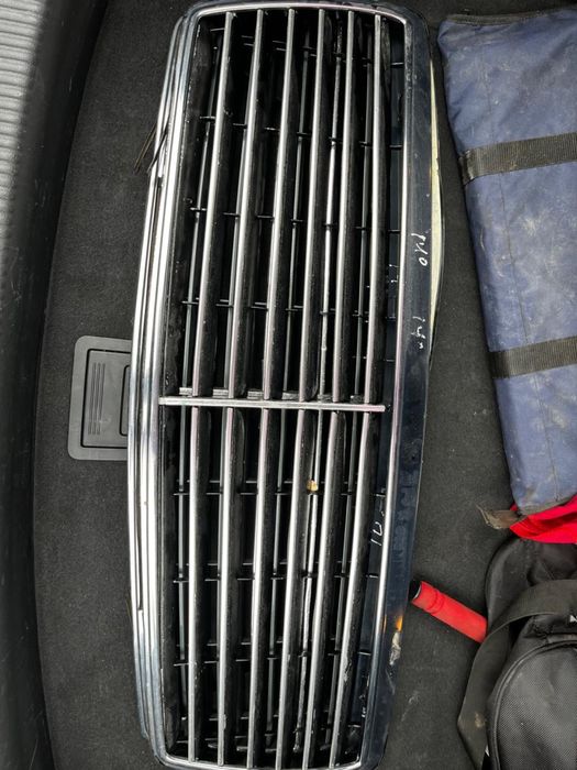 Решетка мерседес 140