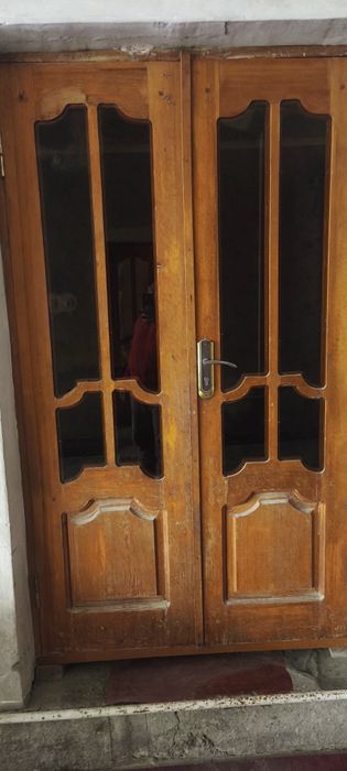 Эшик ва деразалар сотилади