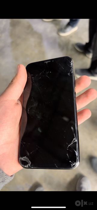 iPhone xs srocni