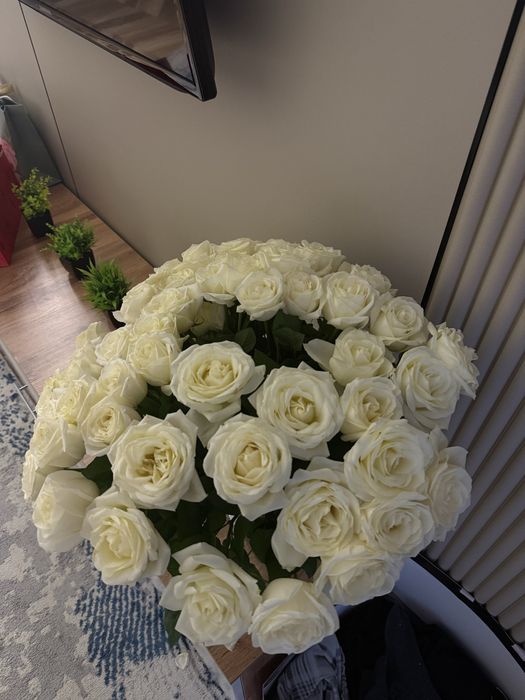 Продается белый 51 роза