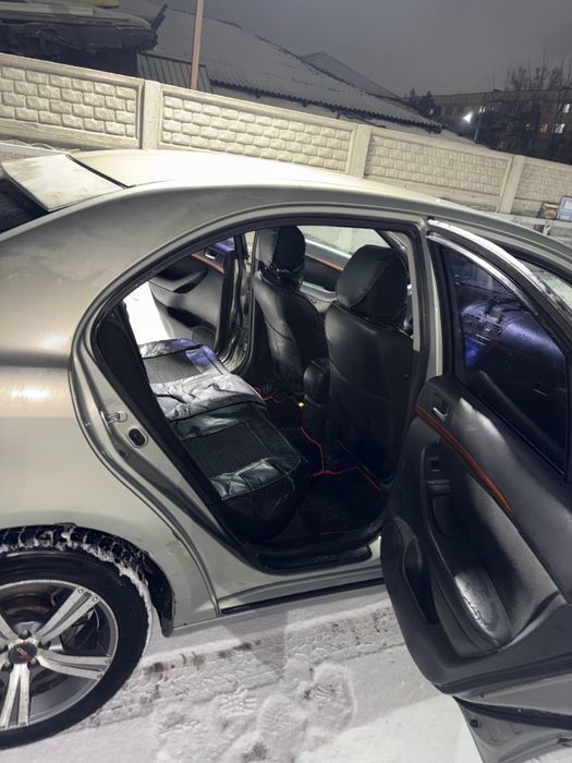 Продам тойоту авенсис 2007