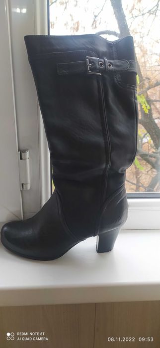 Кожанные осенние сапоги срочно