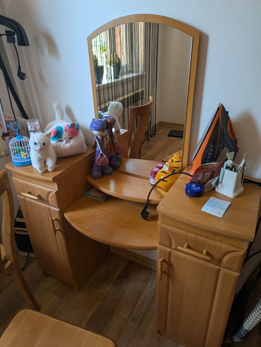 Продам спальны гарнитур
