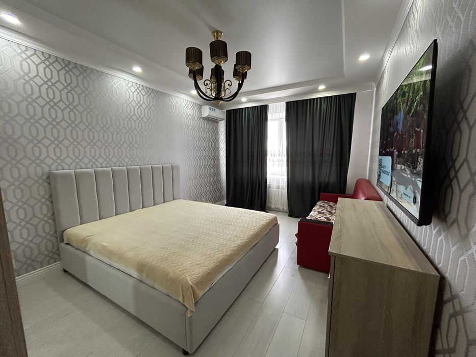 Сдам посуточно 1 к кв в центре ЖК Нектар