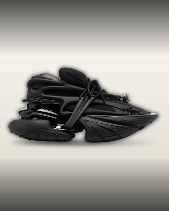 Balmain Unicorn Black