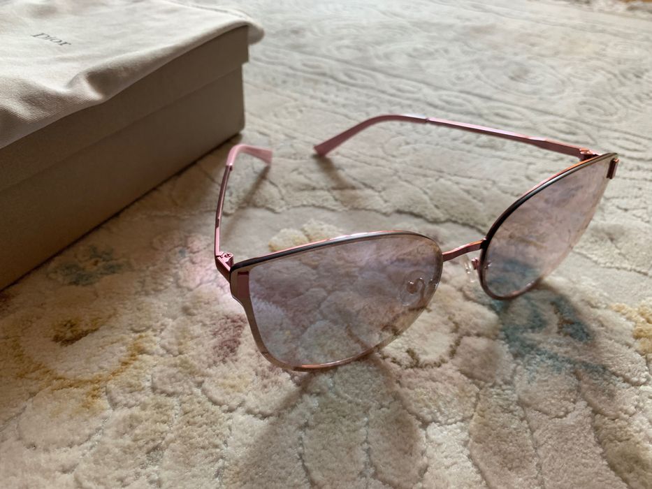 Солнцезащитные очки женские