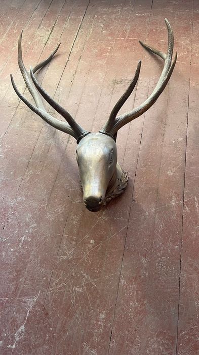 Продавам:Еленски Рога,Розетка от дърворезба