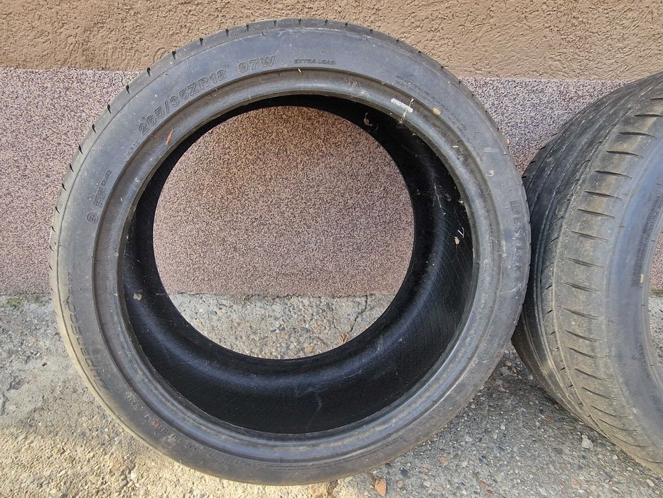 Vând set două anvelope vara WestLake 265/35/18 vară