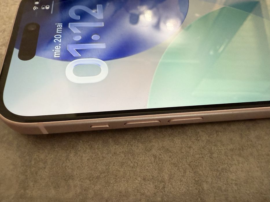 iPhone 15 , Pink , 128 GB , impecabil